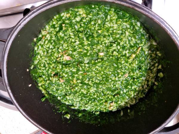 Risotto de espinacas, queso de cabra y lacón ahumado - Preparación paso 9