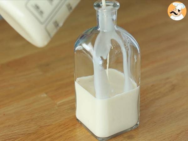 Malibú casero con leche de coco - Preparación paso 3