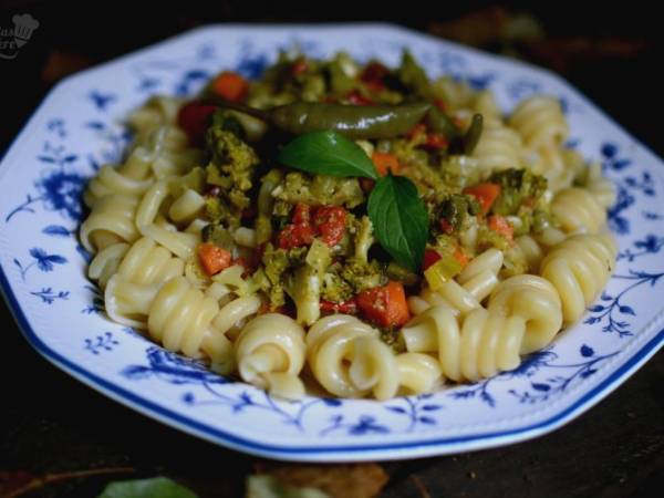 Espirales de pasta con vegetales - Preparación paso 2
