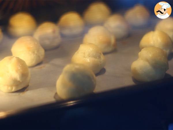 Choux con salmón y queso - Preparación paso 4