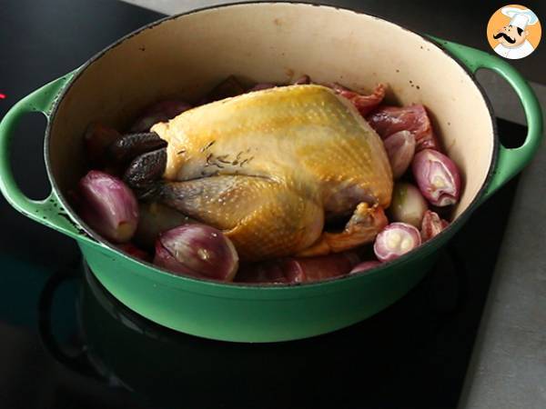 Empanada de gallina guinea con salsa - Preparación paso 2