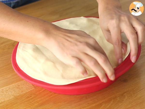 Empanada de gallina guinea con salsa - Preparación paso 6