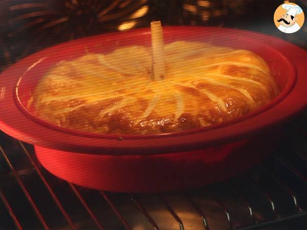 Empanada de gallina guinea con salsa - Preparación paso 8