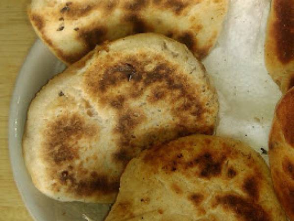 Hotteok, comida callejera coreana, Bollitos de trigo y arroz de azúcar y cacahuetes - Preparación paso 9