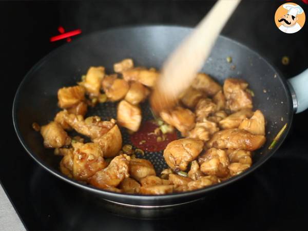 Pollo al jengibre con citronela (receta exótica) - Preparación paso 3