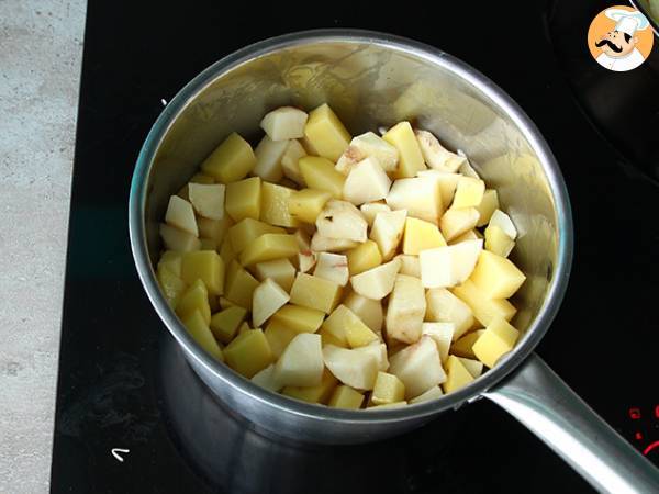 Crema de topinambur, patata y bacon - Preparación paso 1