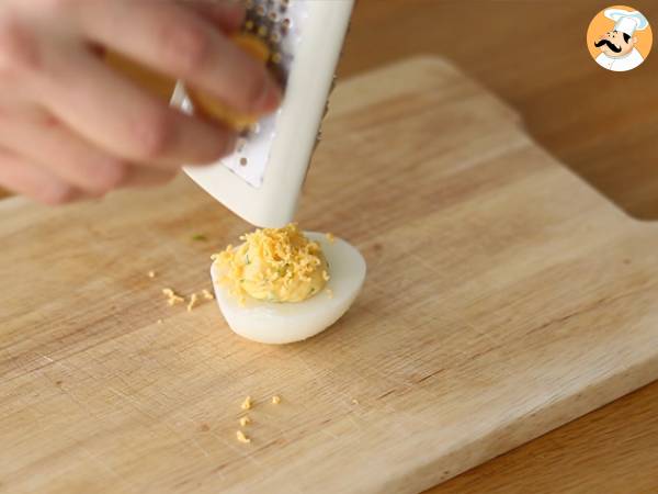 Huevos rellenos (mimosa) en 4 versiones - Preparación paso 4