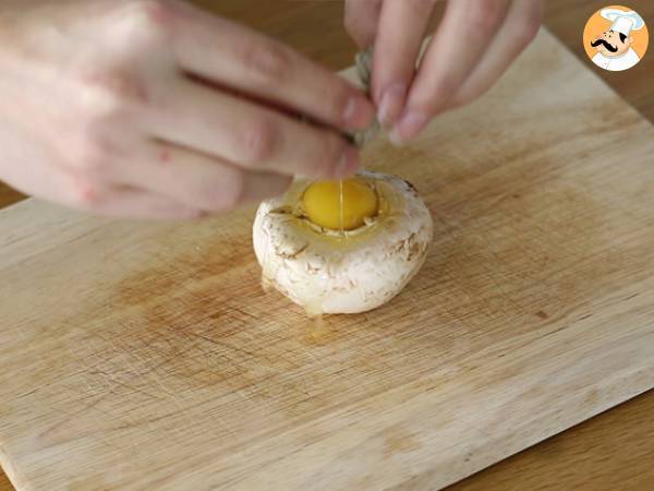 Champiñones con huevos de codorniz - Preparación paso 2