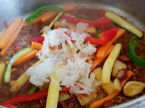 Guiso con todo - Preparación paso 5