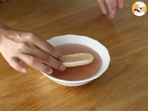 Tiramisú de frambuesas - Preparación paso 1