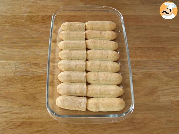 Tiramisú de frambuesas - Preparación paso 2