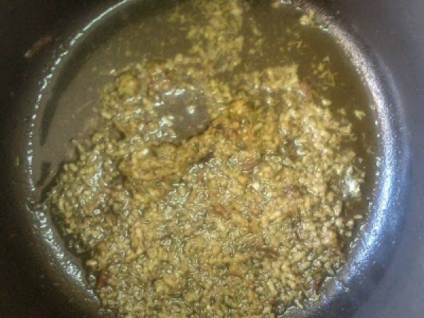 Espaguetis con sardinas y migas de pan - Preparación paso 6