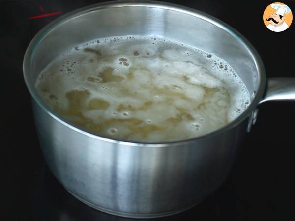 Pasta con pollo y salsa gorgonzola - Preparación paso 4