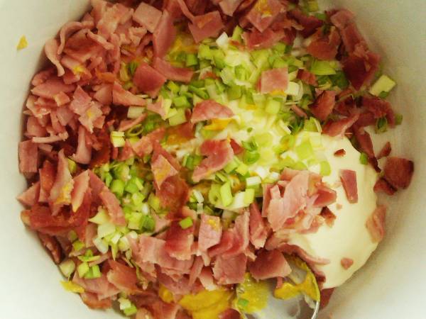 Sandwich de aguacate, huevo y lacón - Preparación paso 3