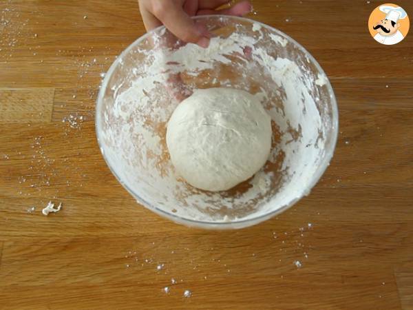 Cheese naans, pan de pita relleno de quesitos - Preparación paso 2