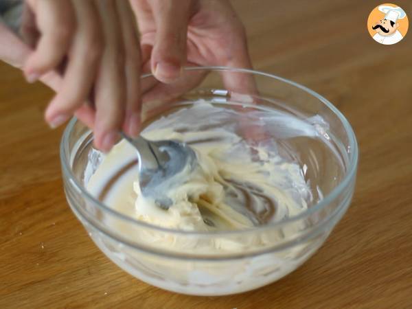 Cheese naans, pan de pita relleno de quesitos - Preparación paso 3