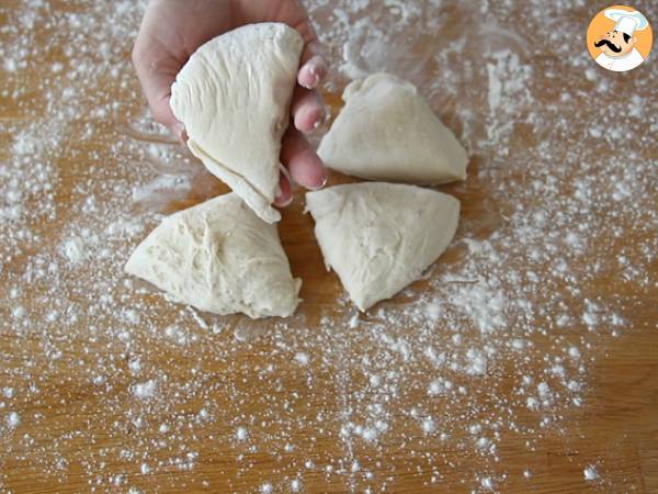 Cheese naans, pan de pita relleno de quesitos - Preparación paso 4