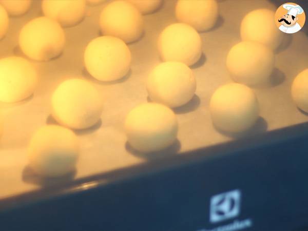 Pão de Queijo, bolitas brasileñas de pan con queso - Preparación paso 6
