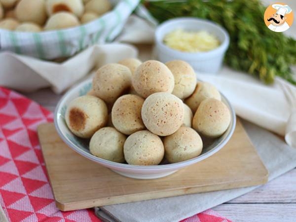 Pão de Queijo, bolitas brasileñas de pan con queso - Preparación paso 7