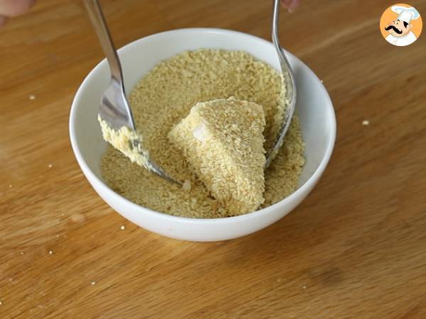 Camembert empanado, cremoso y crujiente - Preparación paso 3