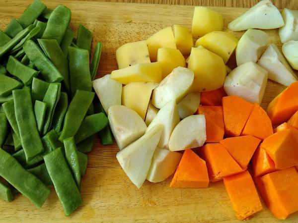 Olla gitana {Potaje tradicional murciano de legumbres y verduras} - Preparación paso 4
