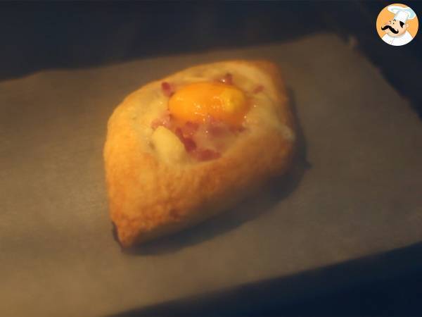 Egg boat de bacon y queso Munster - Preparación paso 5