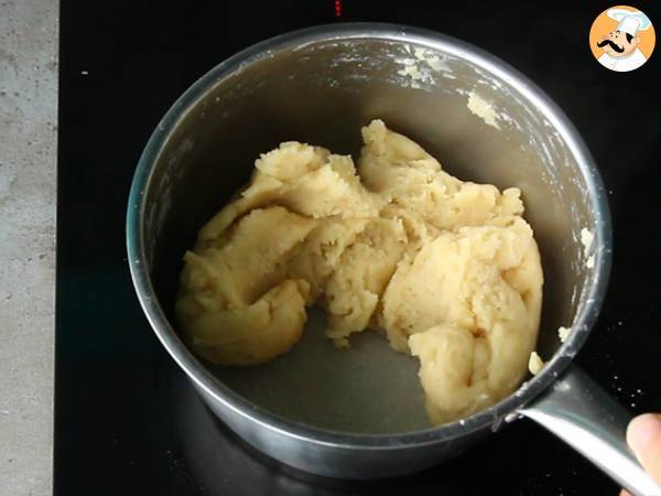 Eclairs de pistacho y frambuesas - Preparación paso 7