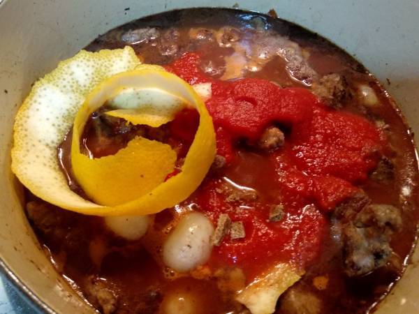 Ternera al aroma de limón {receta griega Mosjári se kókino krasí } - Preparación paso 4