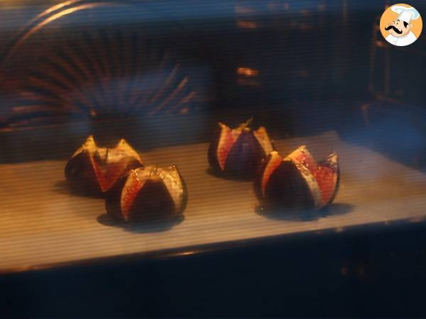 Higos al horno con queso de cabra y miel - Preparación paso 4