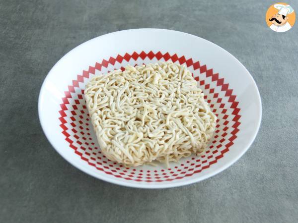 Noodles con pollo y salsa de soja expres - Preparación paso 2