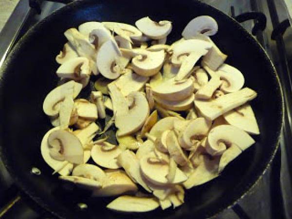 Crema de champiñones (baja en calorías) - Preparación paso 12
