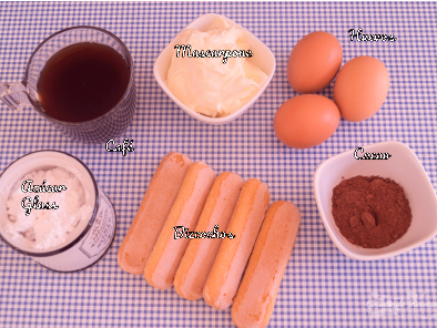 Receta casera de Tiramisú - Preparación paso 1
