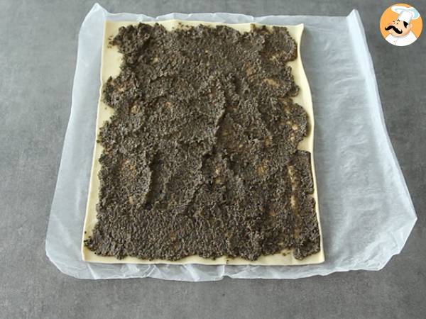 Árbol de navidad, hojaldre y tapenade (paté de aceitunas) - Preparación paso 3