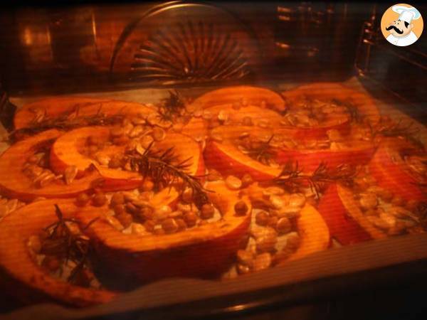 Calabaza al horno con garbanzos, romero y feta - Preparación paso 5