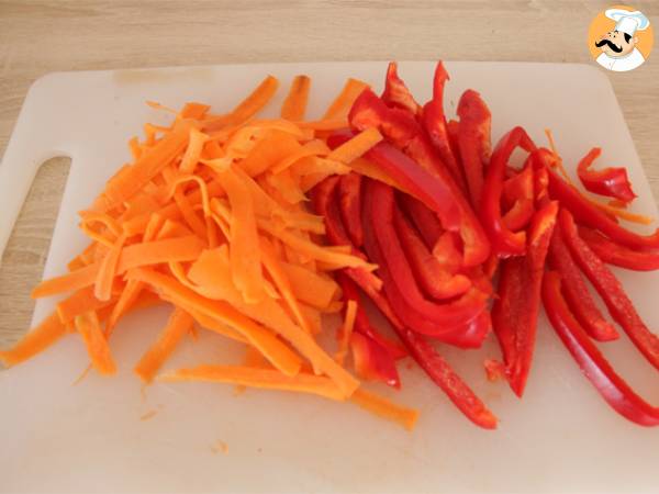 Noodles de arroz con verduras, gambas y leche de coco - Preparación paso 1