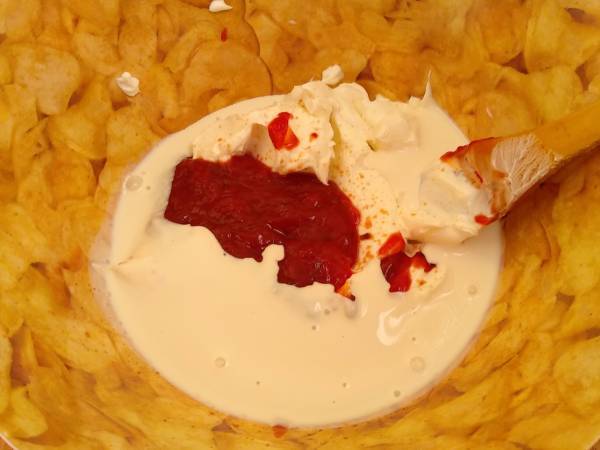 Pasta picante con pollo y gratinada con queso - Preparación paso 5