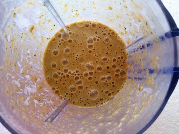 Bizcocho de chocolate, calabacín y plátano - Preparación paso 4