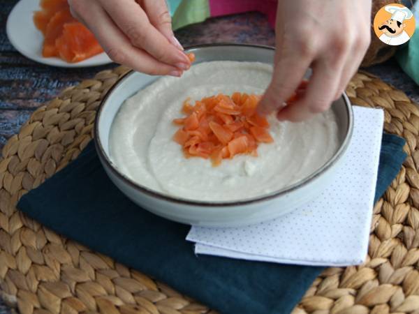 Crema de coliflor y coco con salmón - Preparación paso 3