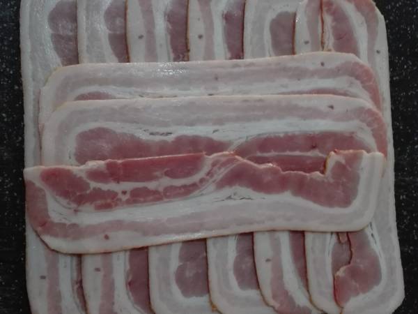 Rulo de patata, bacon y queso - Preparación paso 2