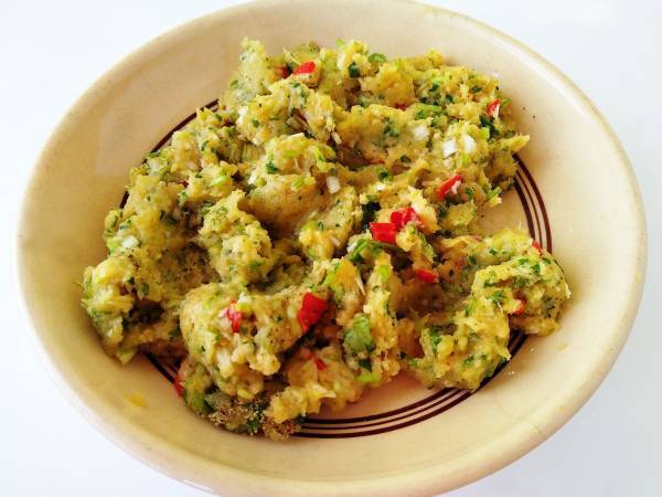 Sopa tailandesa de albóndigas de pollo y noodles de arroz - Preparación paso 5