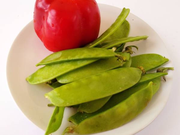 Sopa tailandesa de albóndigas de pollo y noodles de arroz - Preparación paso 11