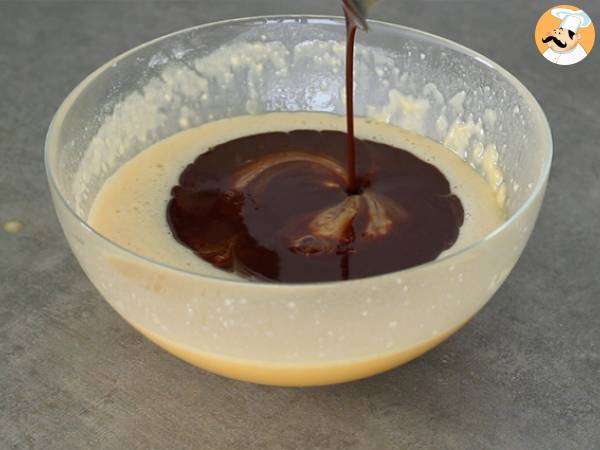 Brownie con restos de chocolate de Pascua - Preparación paso 2