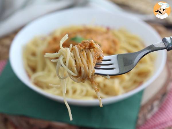 Salsa de pesto rojo fácil - Preparación paso 3