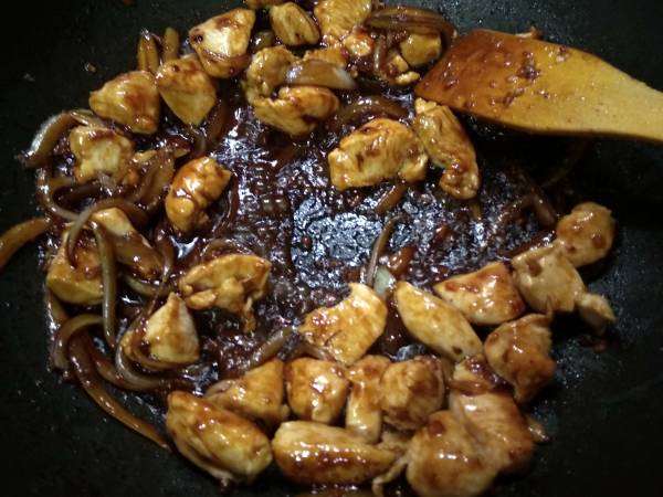 Fideos ramen con pollo y verdura {receta express} - Preparación paso 5