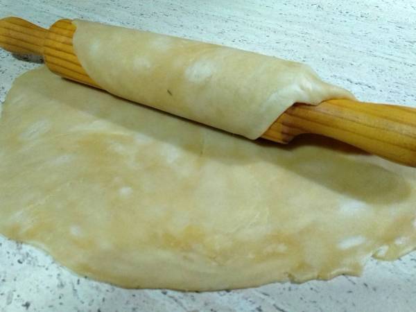 Quiche marinera con surimi, langostinos y atún - Preparación paso 2