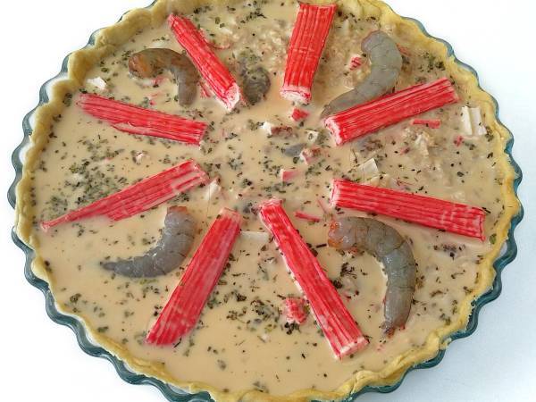 Quiche marinera con surimi, langostinos y atún - Preparación paso 9