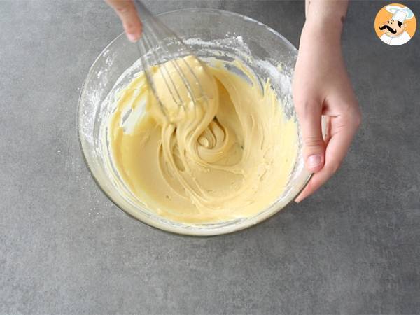 Bizcocho de limón y semillas de amapola - Preparación paso 1