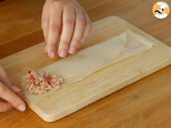 Samosas de atún y tomate - Preparación paso 2
