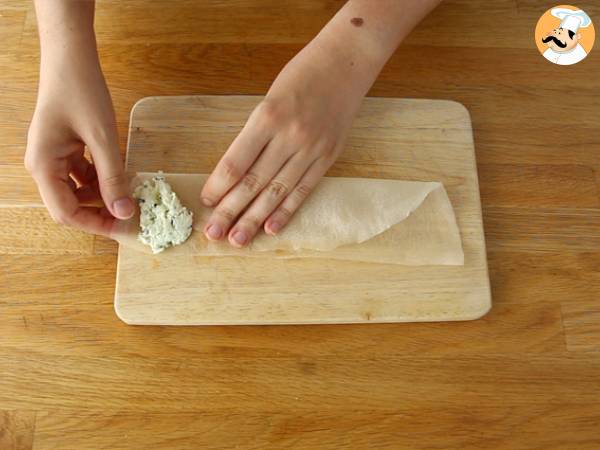 Samosas de feta y cebollino - Preparación paso 3