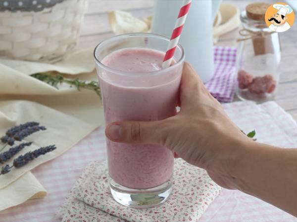 Batido de frambuesa y fresa - Preparación paso 3